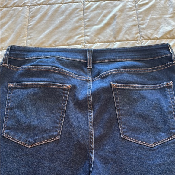 a.n.a Blue Jeggings with Comfortable Fit - Picture 5 of 5